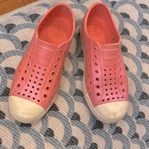 Pink Jefferson Native Sandals, size J2